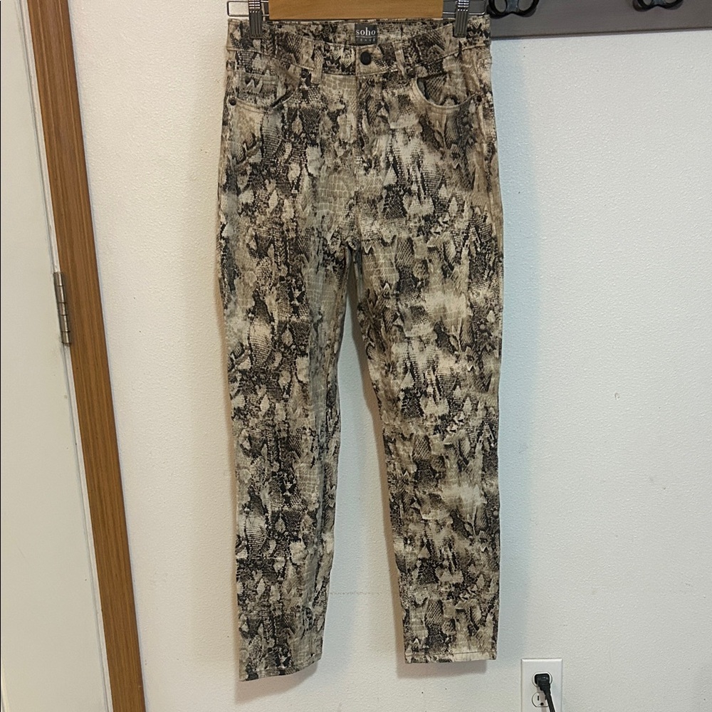Soho Beige and Brown Snakeskin Jeans size 4